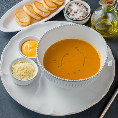 Рыбный суп с шафраном в Cafe Imperial по цене 2300 ₽