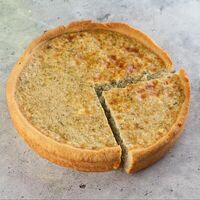 Пирог с сыром и зеленьюв Матрешка