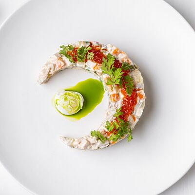 Оливье в М2 Органик Клуб Сокол по цене 950 ₽