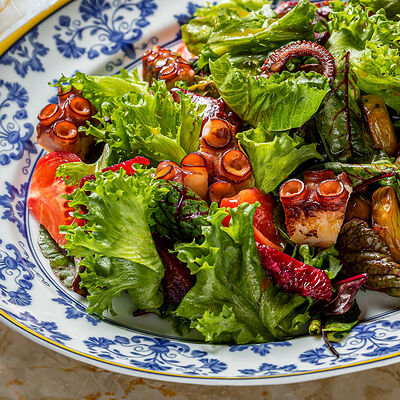 Осьминог, фенхель, апельсин в Ivanka по цене 3360 ₽