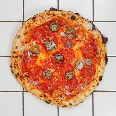 Дьявола 22 см в Padre pizzeria bar по цене 770 ₽