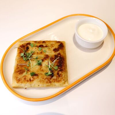 Д Блин с фаршем из индейки и сметаной в Вольсов по цене 470 ₽