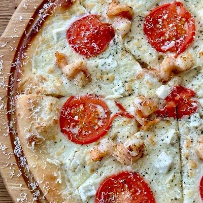 С креветками и сыром фета в Аква Вита по цене 790 ₽