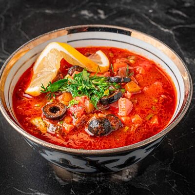 Солянка в Чайхана Плов центр по цене 360 ₽