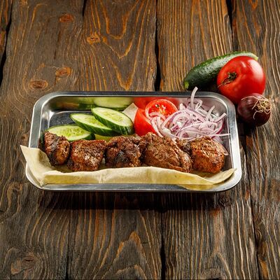 Шашлык из cвинoй шейки в Гоча по цене 590 ₽