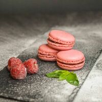 Макарун Клубника в Пекарня 365