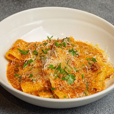 Паккери с соусом болоньезе в 321 Club by Novikov по цене 1030