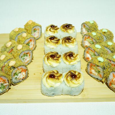 Сет Темпура Хот в СУШИSELL по цене 2139 ₽