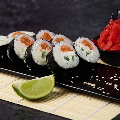 Ролл Гурманв Rozanna по цене 665 ₽