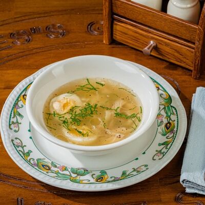 Куриный бульон с лапшой в Big Jim’s Pub по цене 460 ₽