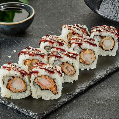 Ролл с креветкой темпура в RED DRAGON SUSHI по цене 1249 ₽