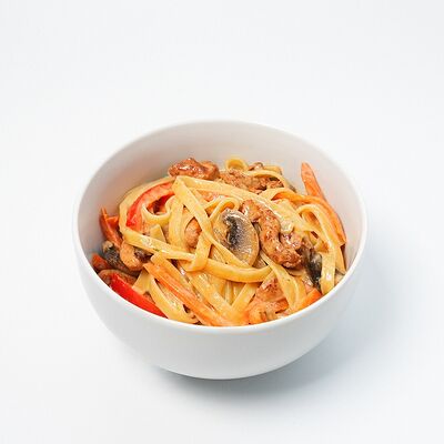 Wok Удон с курицей в соусе Том Ям SB в SibBrewery по цене 580 ₽