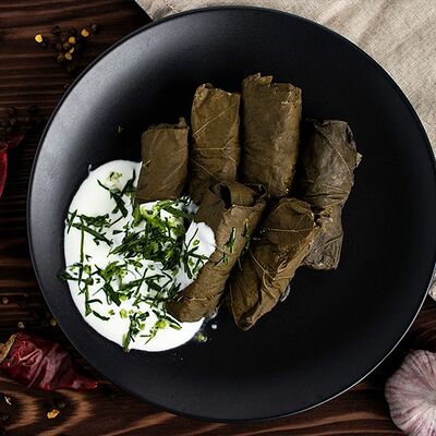 Долма в Хинкали у Лали по цене 320 ₽