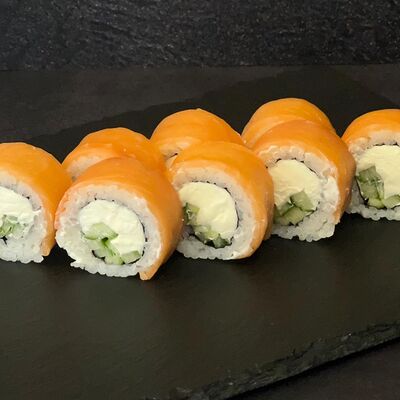 Ролл Филадельфия классическая в MySushi по цене 799 ₽