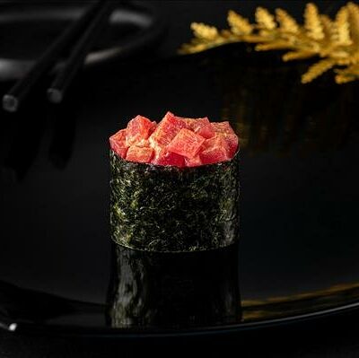 Гункан Магуро-спайси в СушиСтор по цене 114