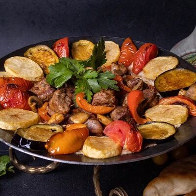 Садж из телятиныв Гранд Терраса по цене 2500 ₽