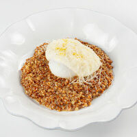 Зеленая греча, яйцо пашот и пармезан в Phantom