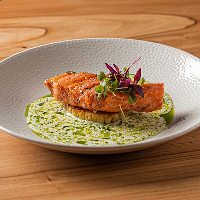 Стейк из форели в Паркинг по цене 1200 ₽