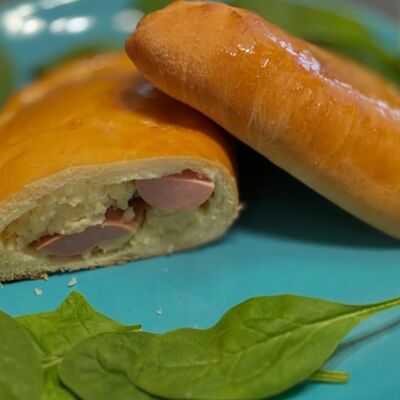 Пирожок Студенческий 100 г в Дом хлеба по цене 115 ₽