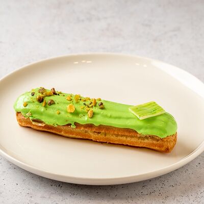 Эклер Фисташковый в Кофейня Пенка по цене 290 ₽