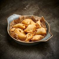 Жареные вареники с картофелем и луком в Корчма