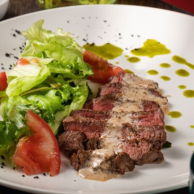 Стейк-салат в Kinza по цене 850 ₽