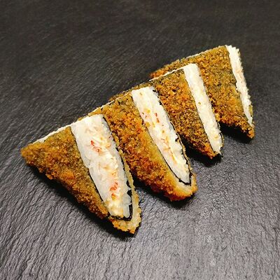 Сэндвич с крабом в Sushi Hai по цене 690 ₽