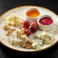 Сырная тарелка в Бк первый