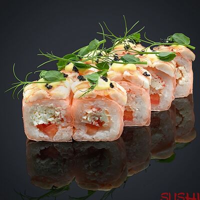 Ролл в маменори с крабом и креветкой в Sushi Boom по цене 495 ₽