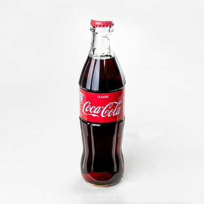 Coca-Cola в Жи Есть по цене 290 ₽