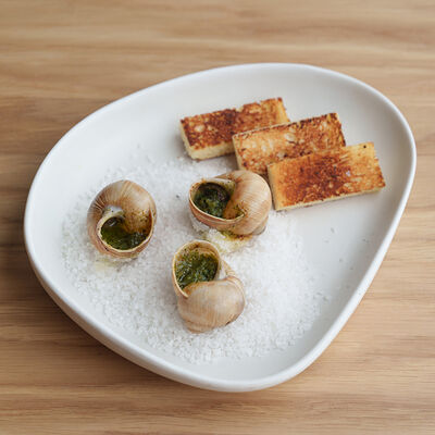 Псковские улитки в Salt по цене 990 ₽