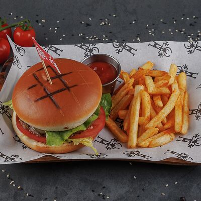 Бургер с говядинойв Руки ВВерх! Бар по цене 850 ₽