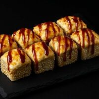 Запеченный с курицей и креветкой в Rollik