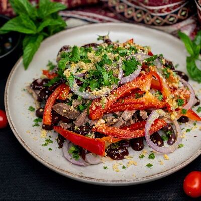 Грузинский салат в 17 шампуров по цене 645 ₽