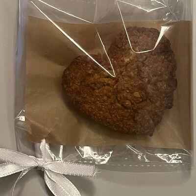 Печенье овсяное с предсказанием в Я люблю тебя по цене 190 ₽