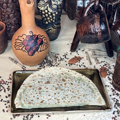 Кутаб с сыром и зеленью в Хинкали vs Хачапури по цене 300 ₽