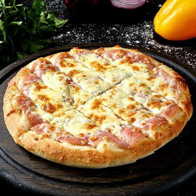 Сырные Палочки с ветчиной в Loca Pizza по цене 520 ₽