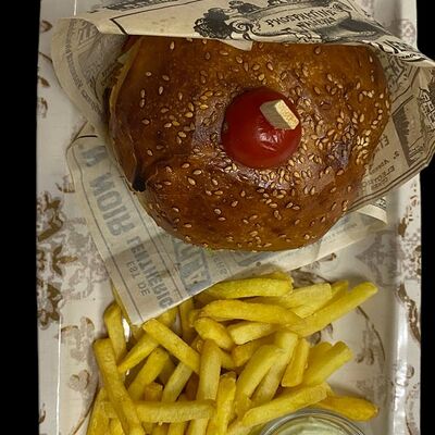 Бургер Мясной в Карфаген по цене 650 ₽