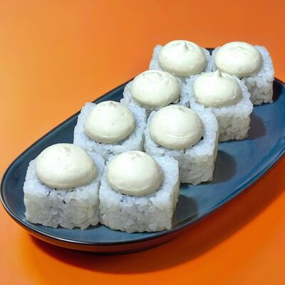 Цезарь ролл в Мак и манго по цене 475 ₽