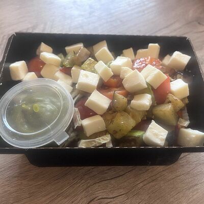 Салат овощи гриль в Сыр вашему дому по цене 263 ₽