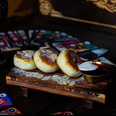 Сырникив Крыжовник и сирень по цене 490 ₽