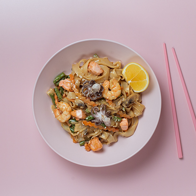 Wok с морепродуктами в Rollwell по цене 940 ₽