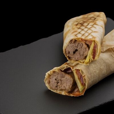 Люля-кебаб в лаваше в Holy salt Шаурма Шашлык по цене 645 ₽