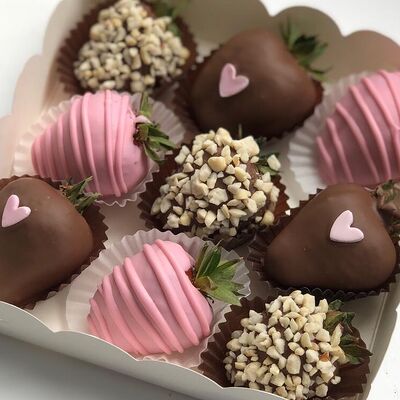 Клубника в шоколаде в Fujibox по цене 2600 ₽