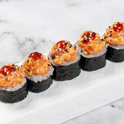 Ролл острый лосось в Bona по цене 1060 ₽