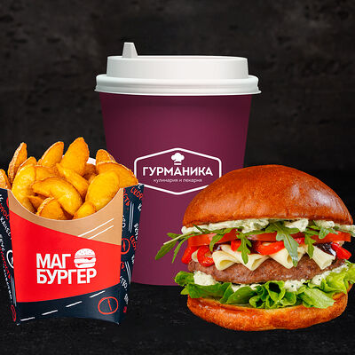 Комбо Итальянский бургер и горячий напиток в Магбургер & Братья Караваевы по цене 525