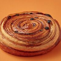 Рулет с изюмом в Пекарня 
