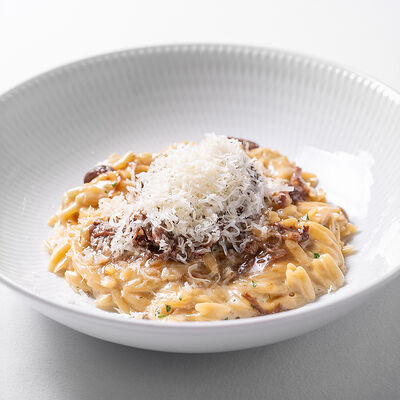 Орзо с говяжьими щечками и белыми грибами в Бистро Рыба Мечты по цене 1150 ₽