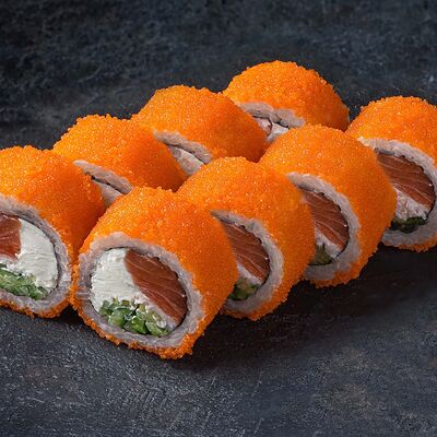 Фирменный Сливочный лосось ролл в Вкусно Суши по цене 500