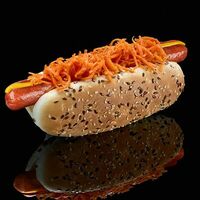 Датский хот-дог с морковью по-корейски в Stardogs